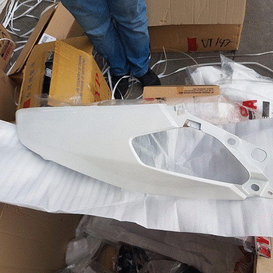 Nmax 155 Sol Sele Altı Grenajı orjınal Kırmızı