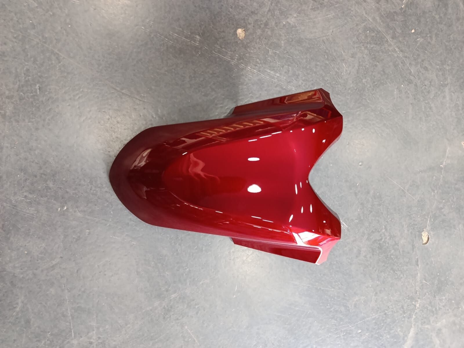 Honda Forza 250 ön çamurluk bordo
