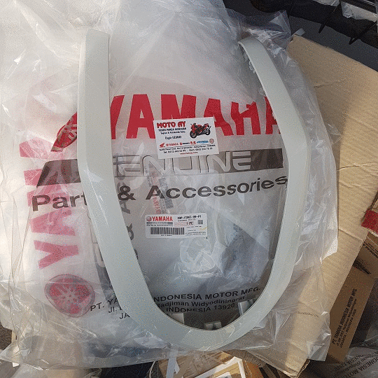 N Max 125 Orjinal Ön Üçgen far grenajı