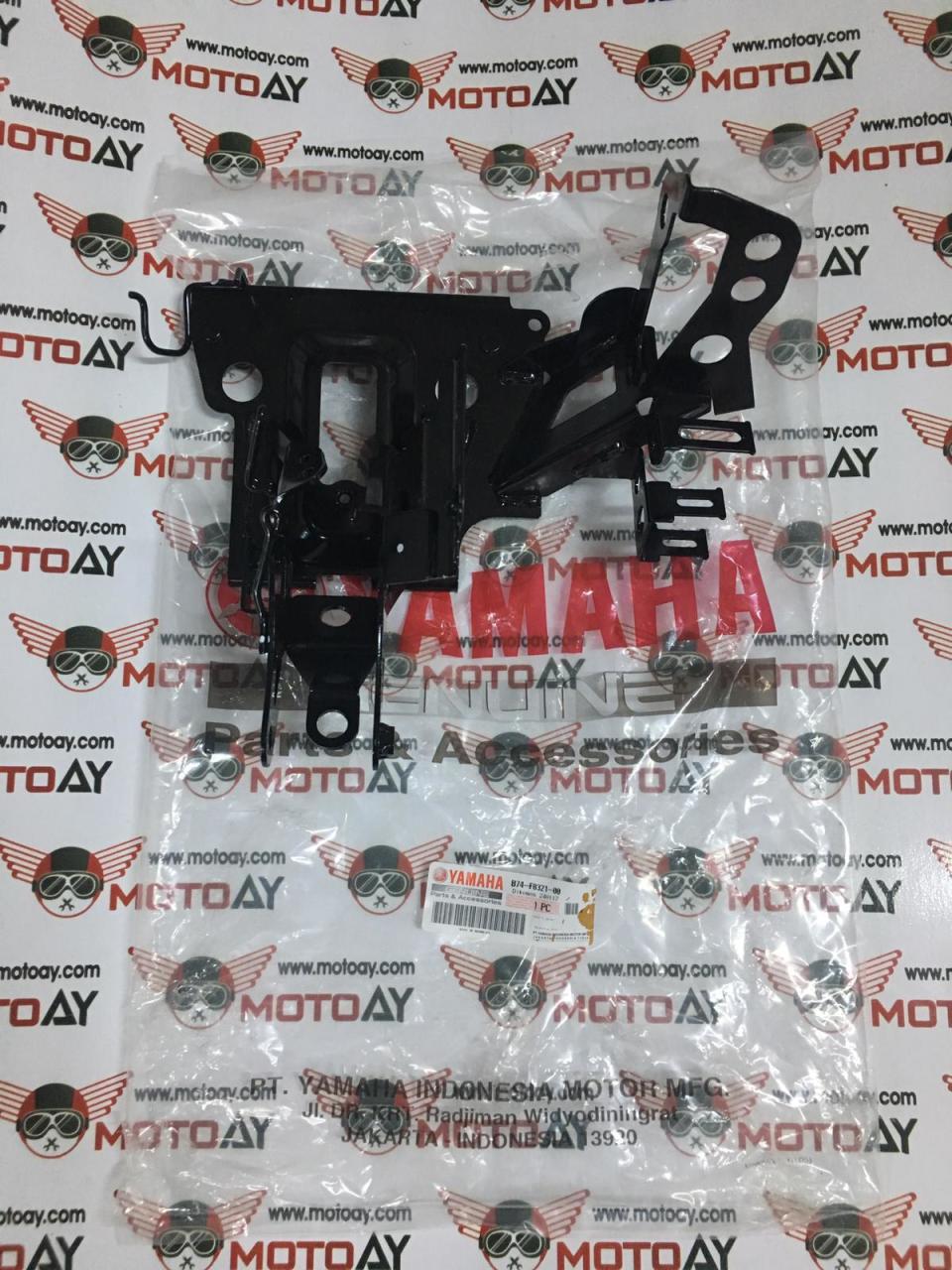 Xmax 250 - 300 Kafa Demiri B74-F8321-00