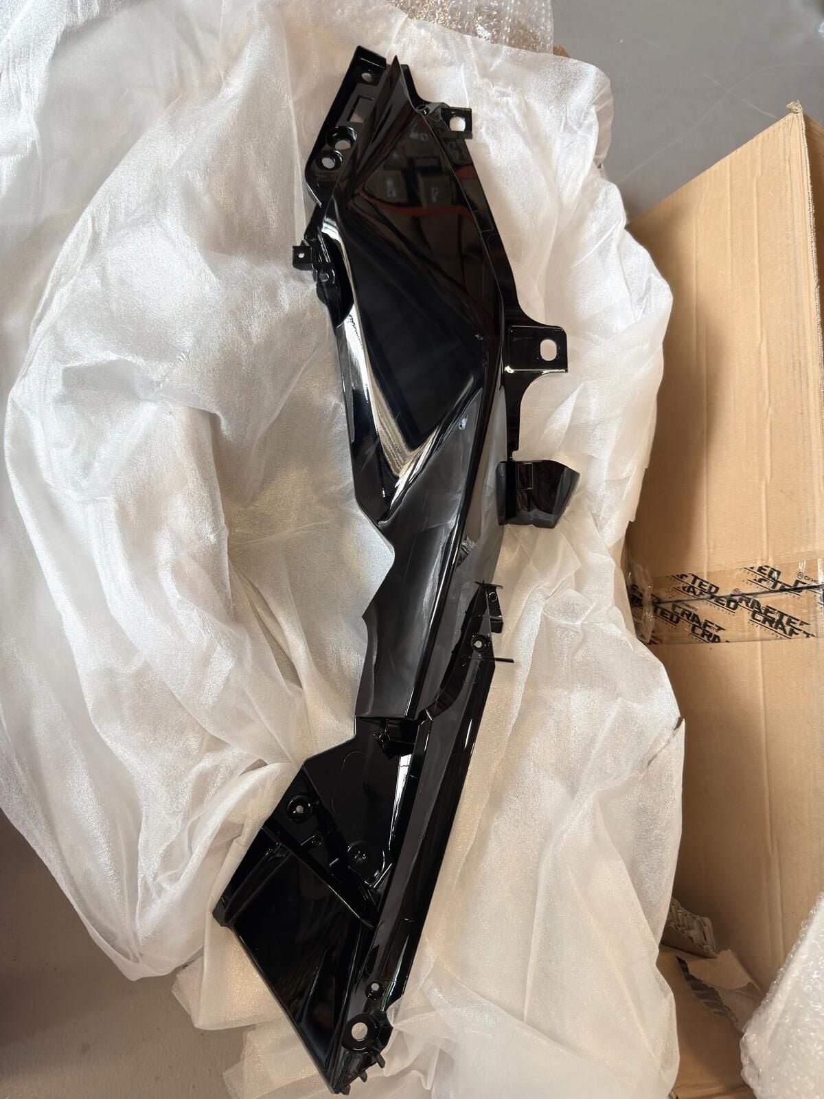 CF 250 SR DEPO ÖN SOL GRANAJ PARLAK SİYAH ORJ