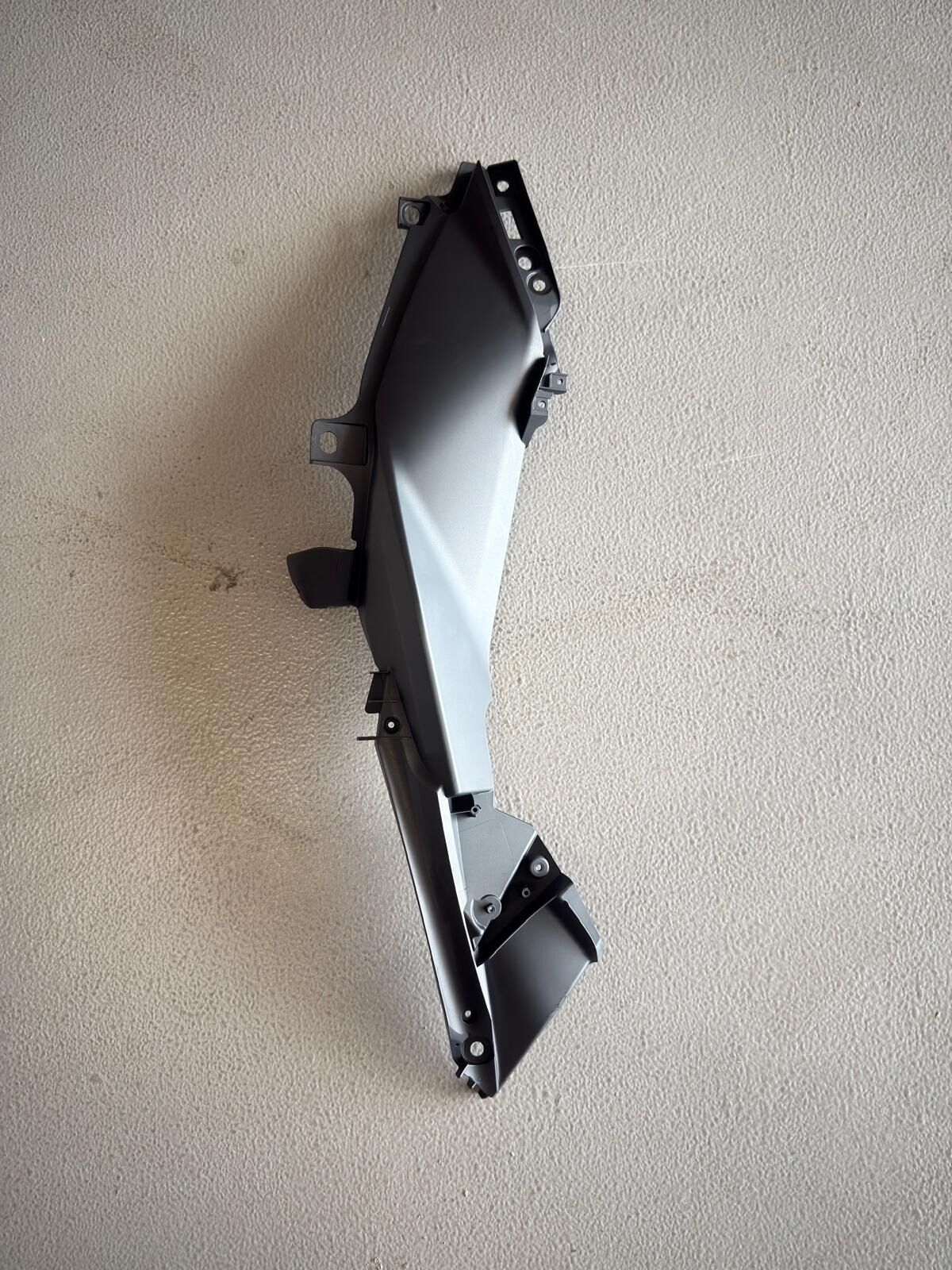 CF Moto 250 SR Benzin Deposu Sol Ön Grenaj Mat Siyah