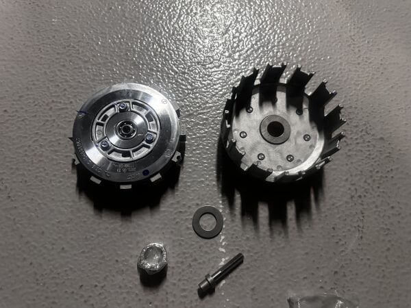 Sr 250 Debriyaj iç dış Tası Komple 2023 2025