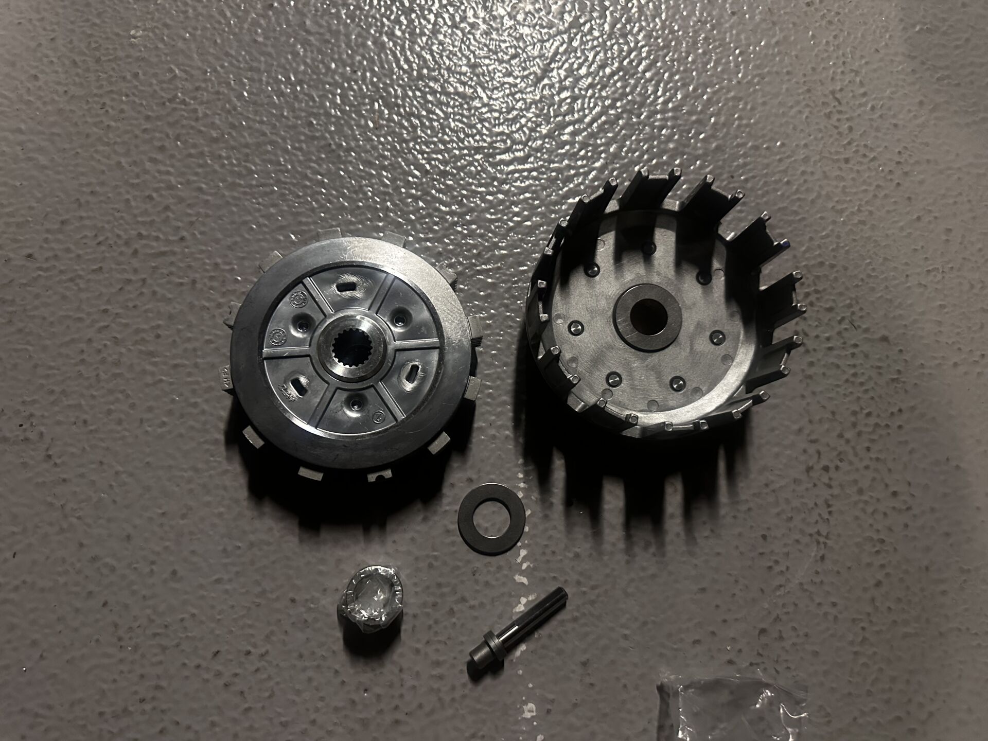 Sr 250 Debriyaj iç dış Tası Komple 2023 2025