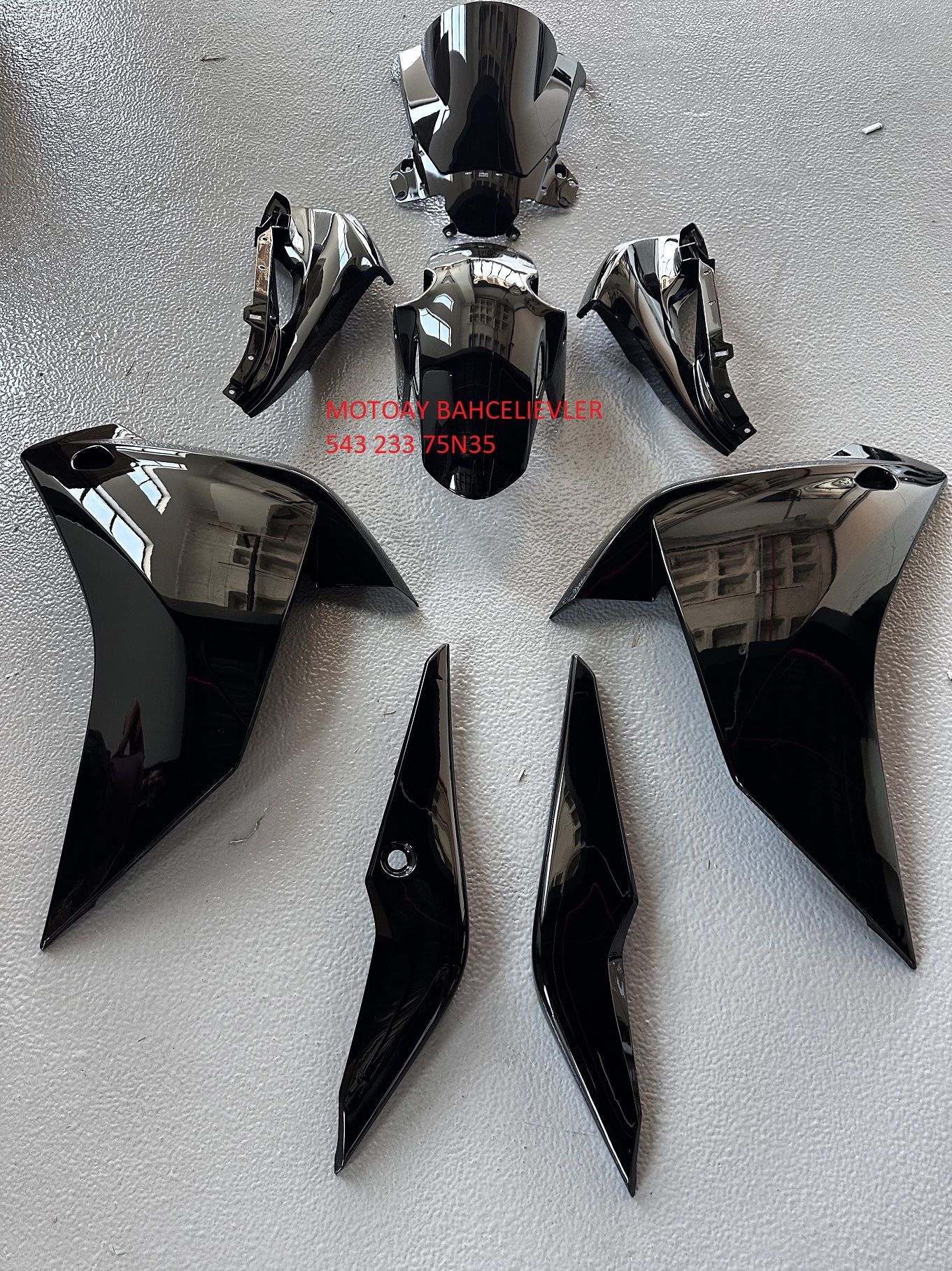 Cbr 250 R grenaj Seti Siyah Renk 9 Parca 2011 2013