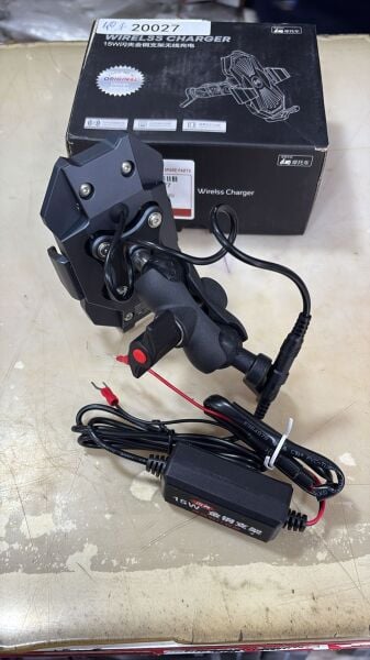 Motosiklet Telefon Tutucu Titreşim Engelleme CNC Aleminyum Temazsız Şarzlı