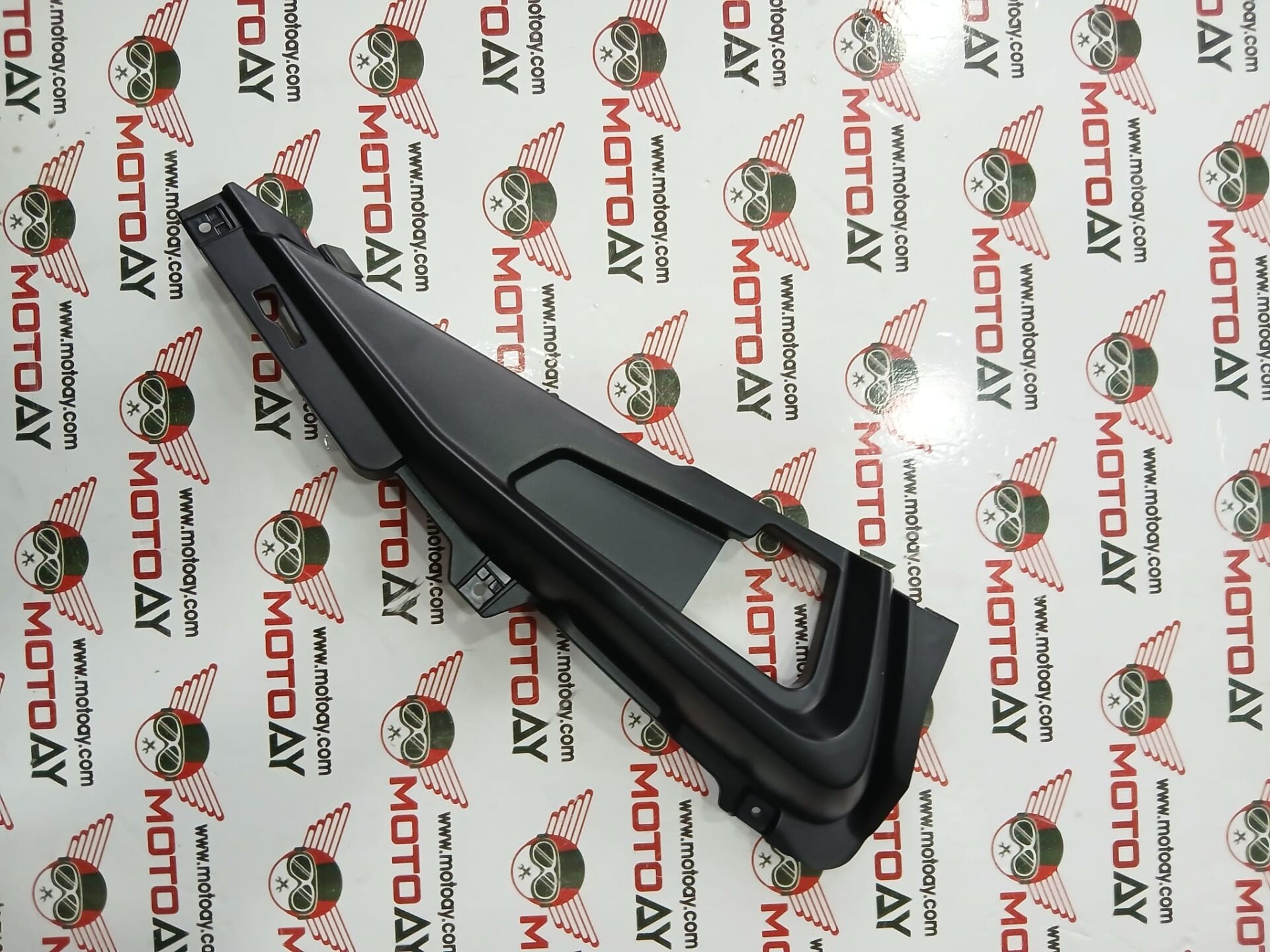 Rks Grace 202 Arka Basamak Plastiği Sağ