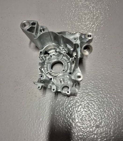Yuki active 125 Sağ motor blok